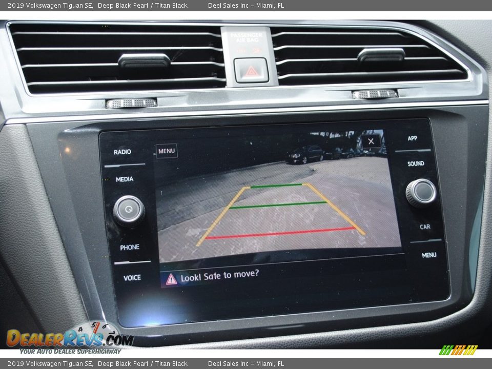 2019 Volkswagen Tiguan SE Deep Black Pearl / Titan Black Photo #15