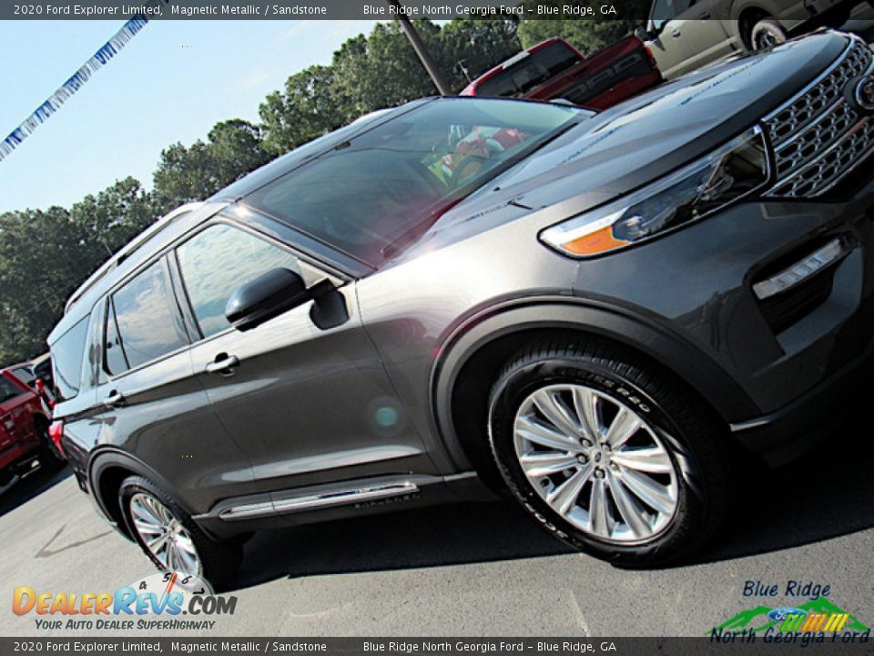 2020 Ford Explorer Limited Magnetic Metallic / Sandstone Photo #35