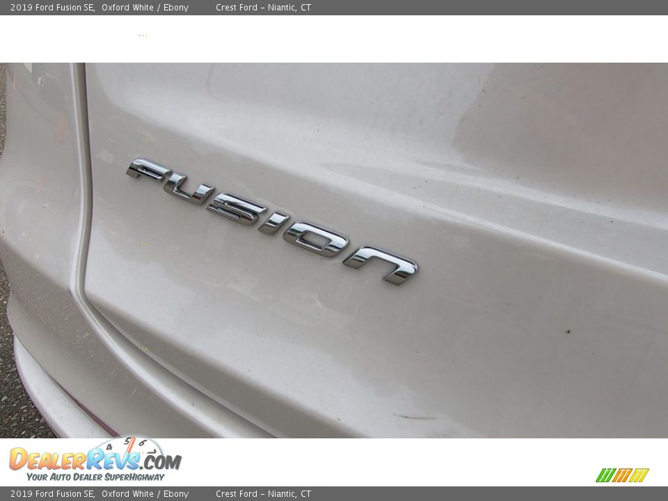 2019 Ford Fusion SE Oxford White / Ebony Photo #10