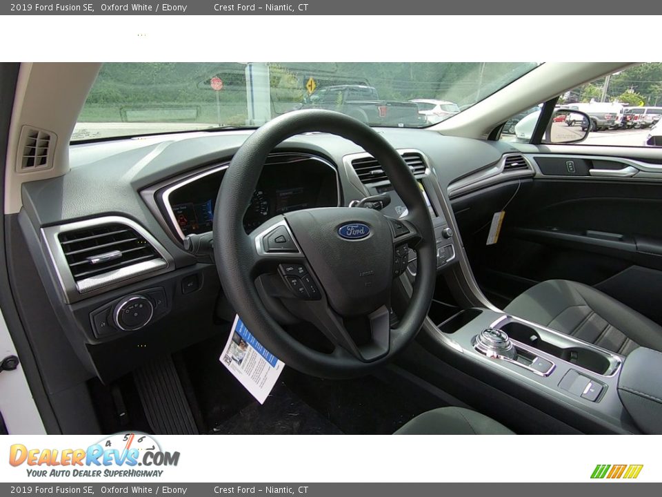 2019 Ford Fusion SE Oxford White / Ebony Photo #11