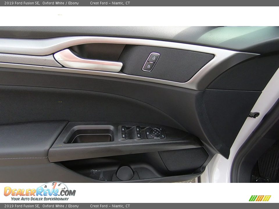2019 Ford Fusion SE Oxford White / Ebony Photo #13