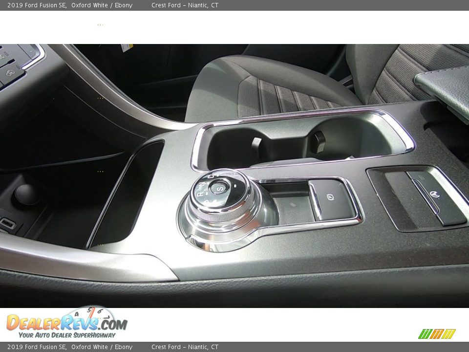 2019 Ford Fusion SE Oxford White / Ebony Photo #17