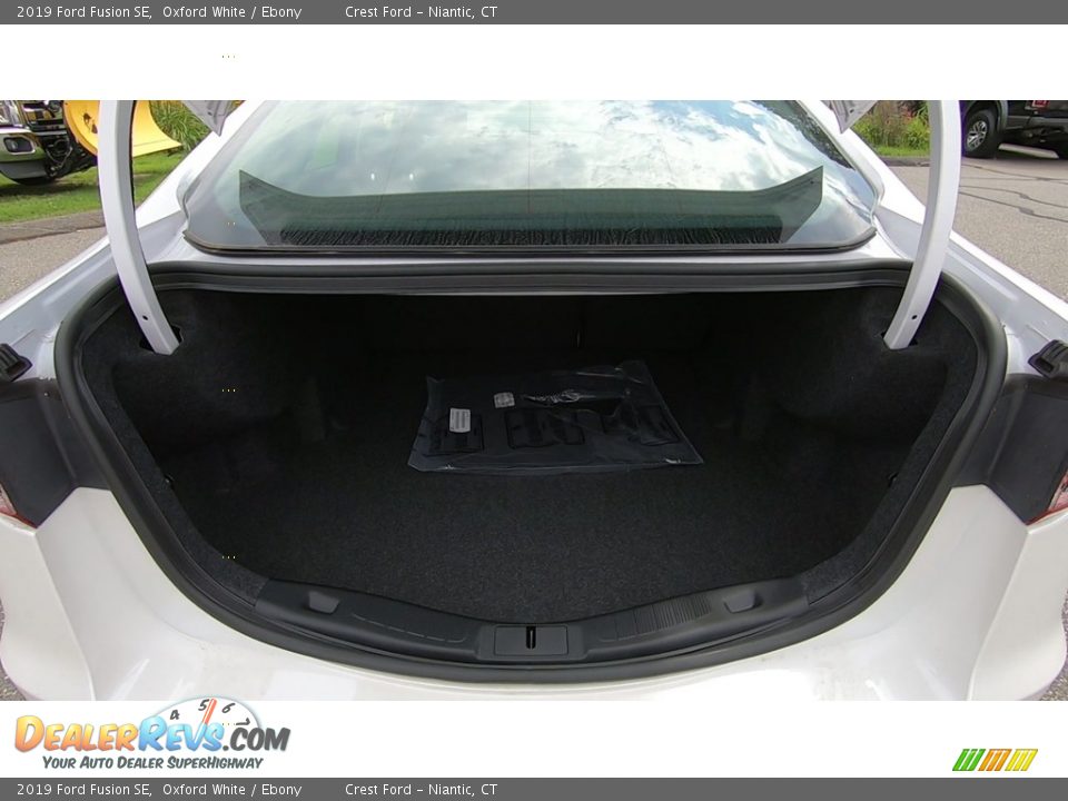 2019 Ford Fusion SE Oxford White / Ebony Photo #21