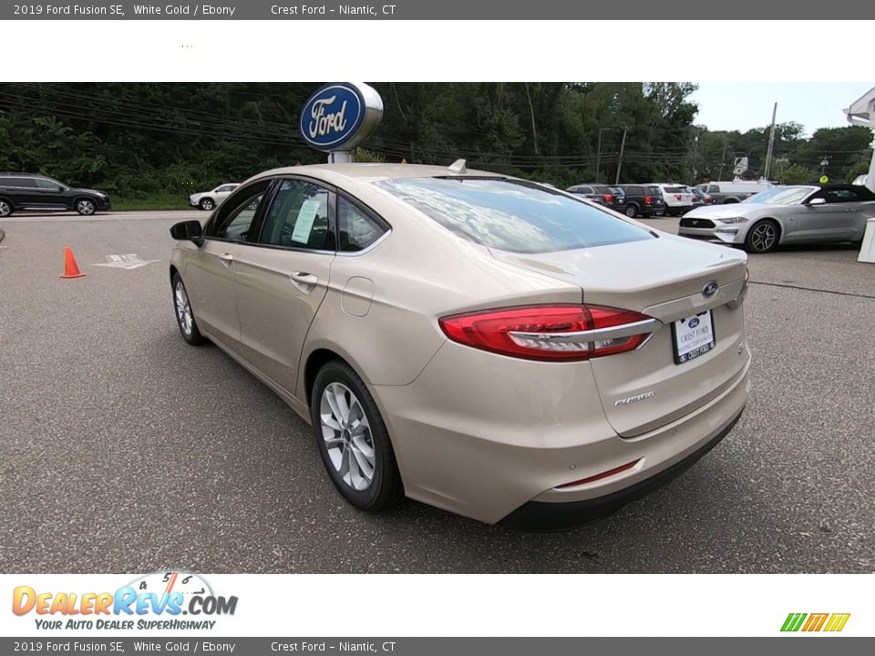 2019 Ford Fusion SE White Gold / Ebony Photo #5