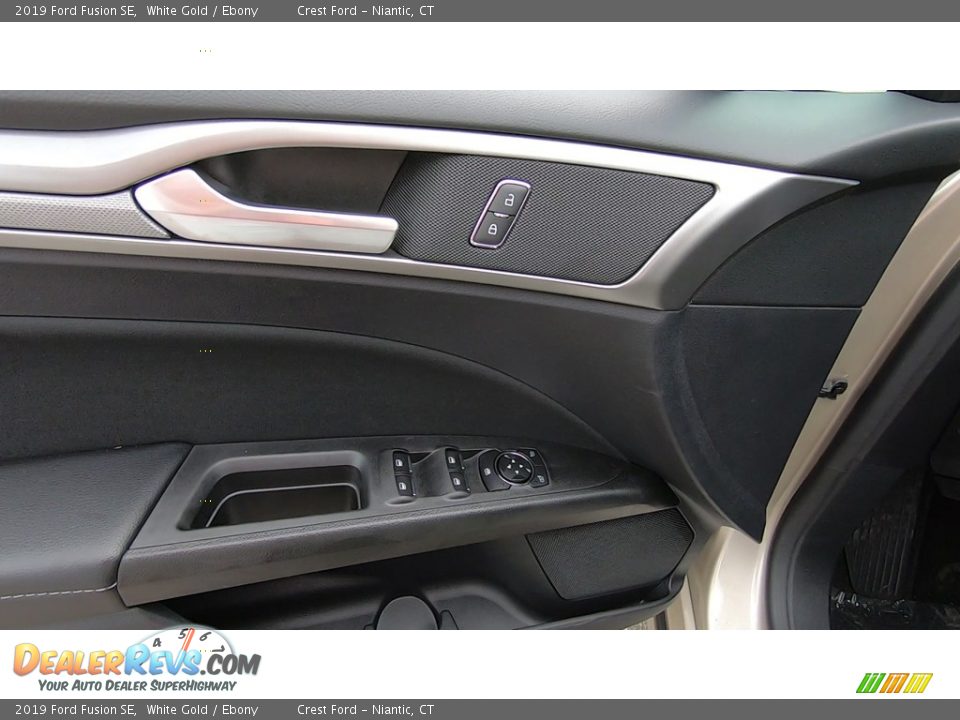 2019 Ford Fusion SE White Gold / Ebony Photo #13