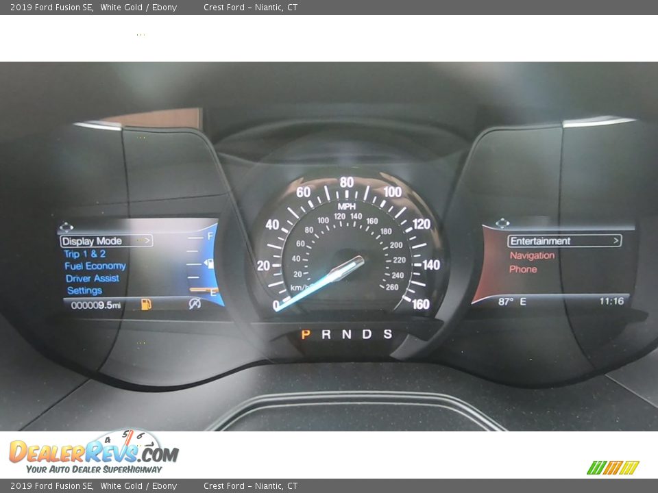 2019 Ford Fusion SE White Gold / Ebony Photo #14