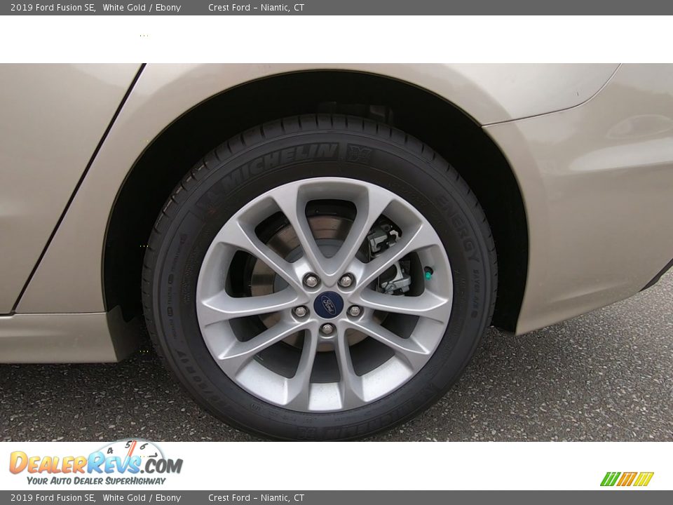 2019 Ford Fusion SE White Gold / Ebony Photo #21