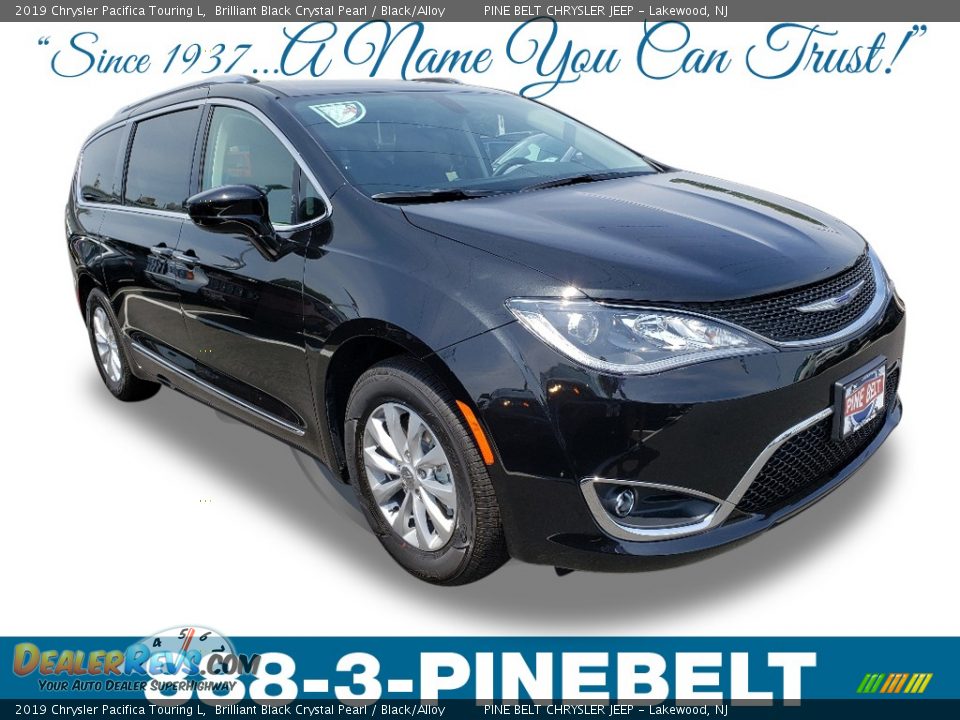 2019 Chrysler Pacifica Touring L Brilliant Black Crystal Pearl / Black/Alloy Photo #1