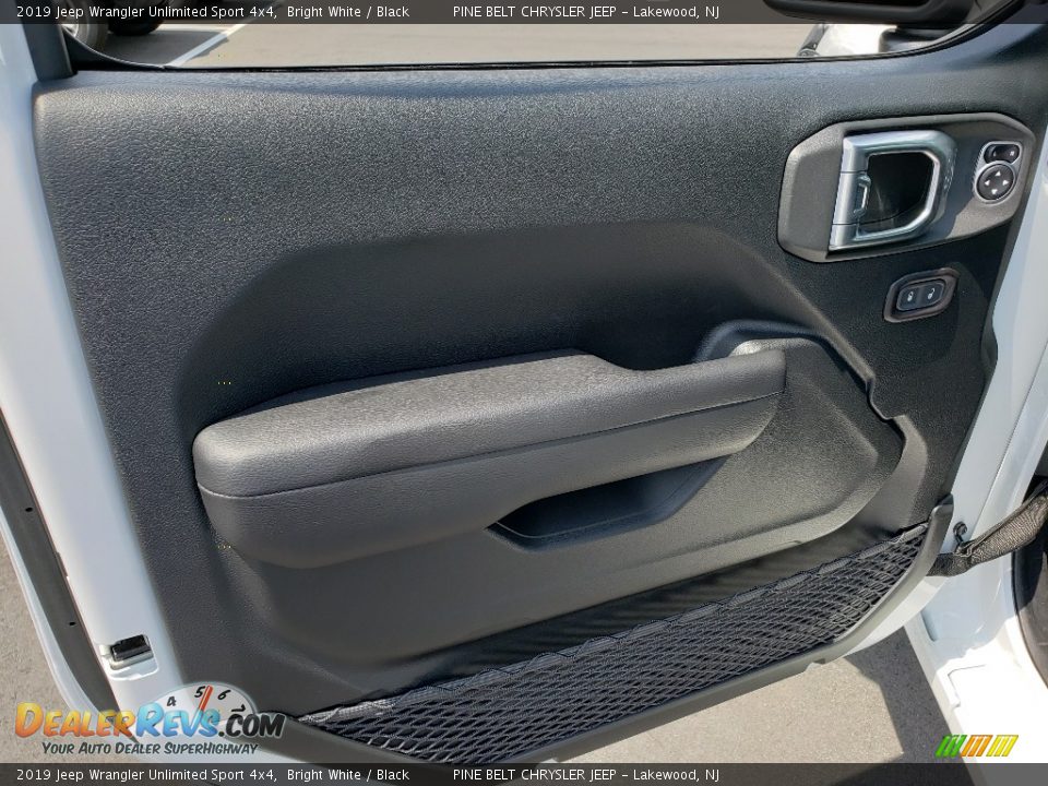2019 Jeep Wrangler Unlimited Sport 4x4 Bright White / Black Photo #8
