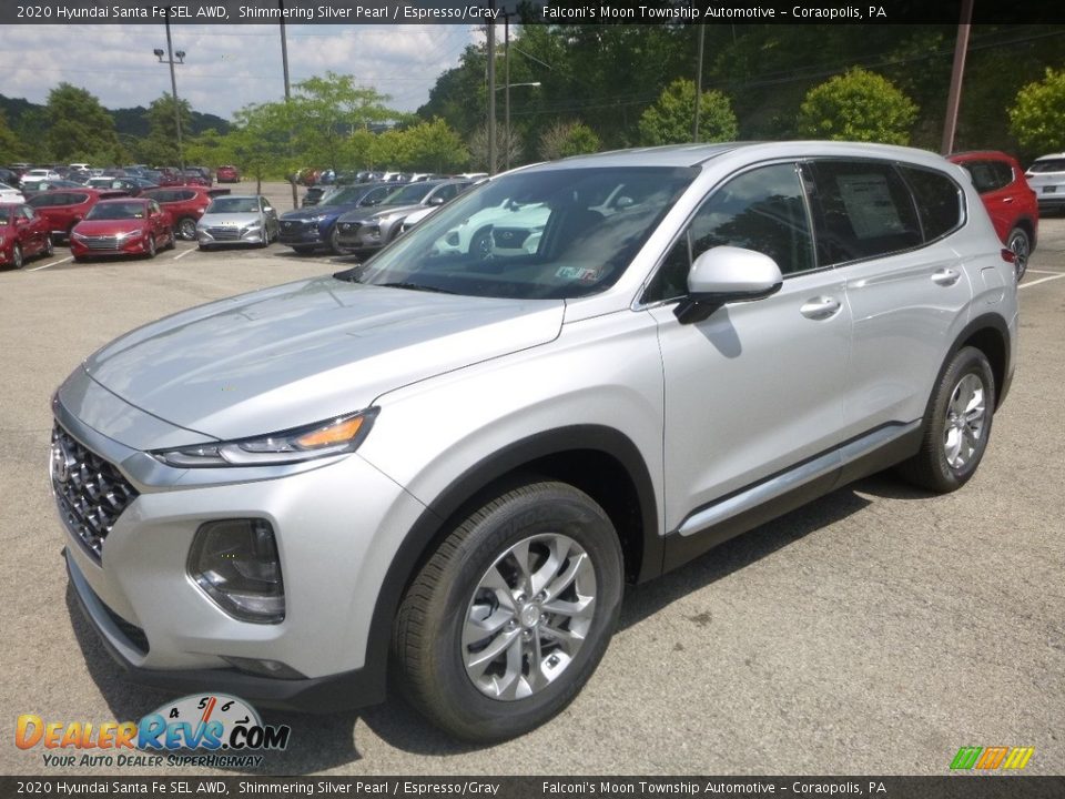 Front 3/4 View of 2020 Hyundai Santa Fe SEL AWD Photo #5