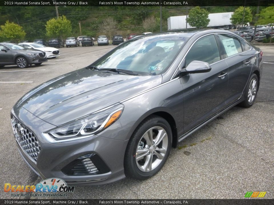 Front 3/4 View of 2019 Hyundai Sonata Sport Photo #5