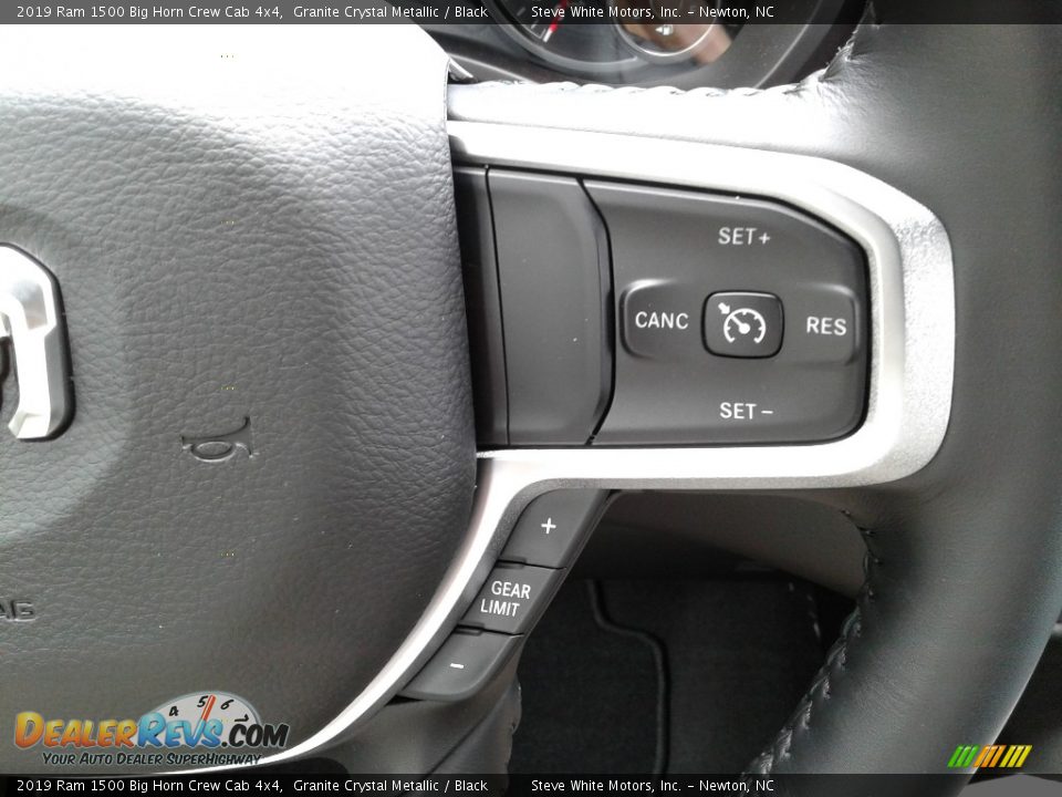 2019 Ram 1500 Big Horn Crew Cab 4x4 Steering Wheel Photo #19