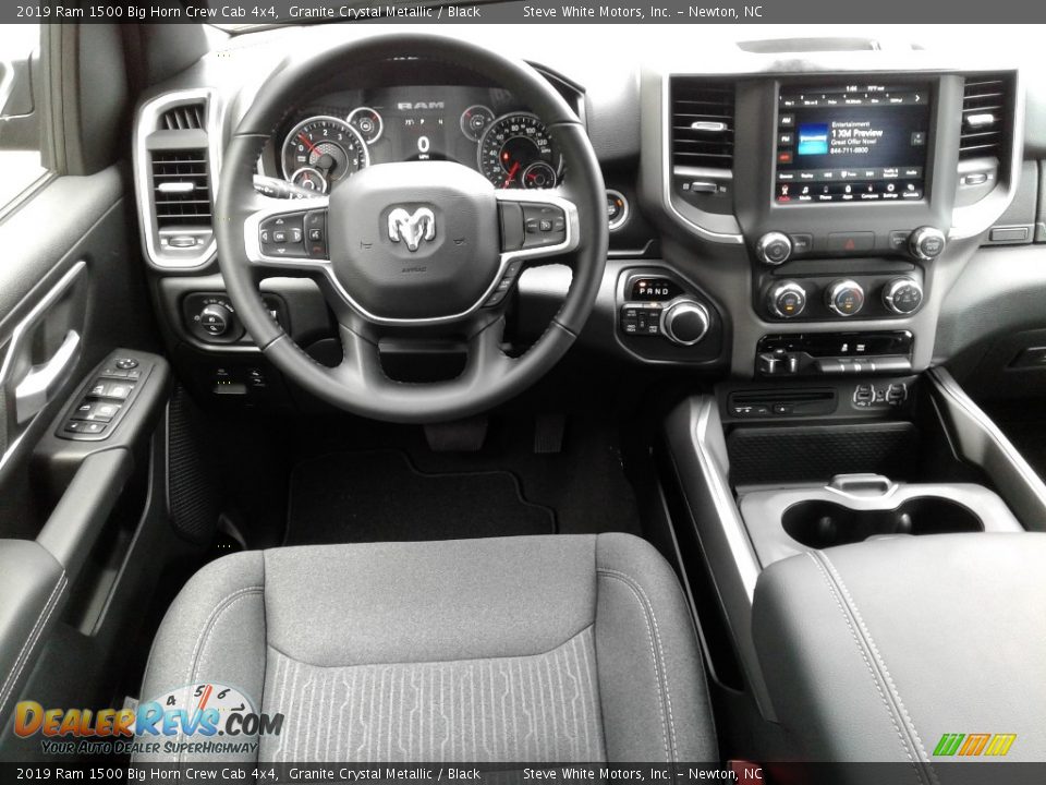 2019 Ram 1500 Big Horn Crew Cab 4x4 Granite Crystal Metallic / Black Photo #29