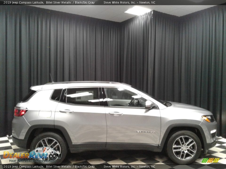 2019 Jeep Compass Latitude Billet Silver Metallic / Black/Ski Gray Photo #5