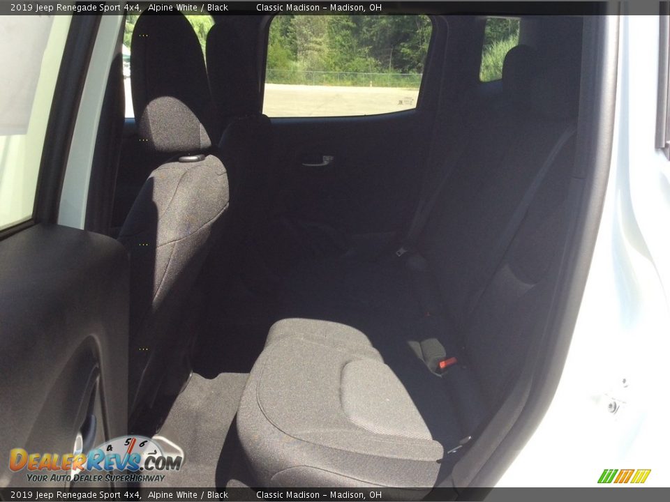 2019 Jeep Renegade Sport 4x4 Alpine White / Black Photo #14
