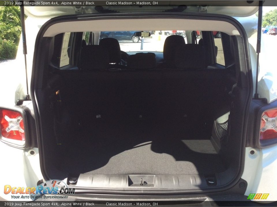 2019 Jeep Renegade Sport 4x4 Alpine White / Black Photo #16