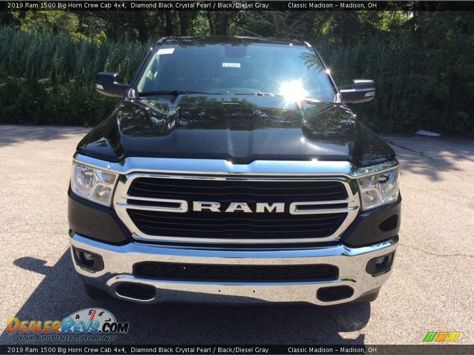 2019 Ram 1500 Big Horn Crew Cab 4x4 Diamond Black Crystal Pearl / Black/Diesel Gray Photo #4