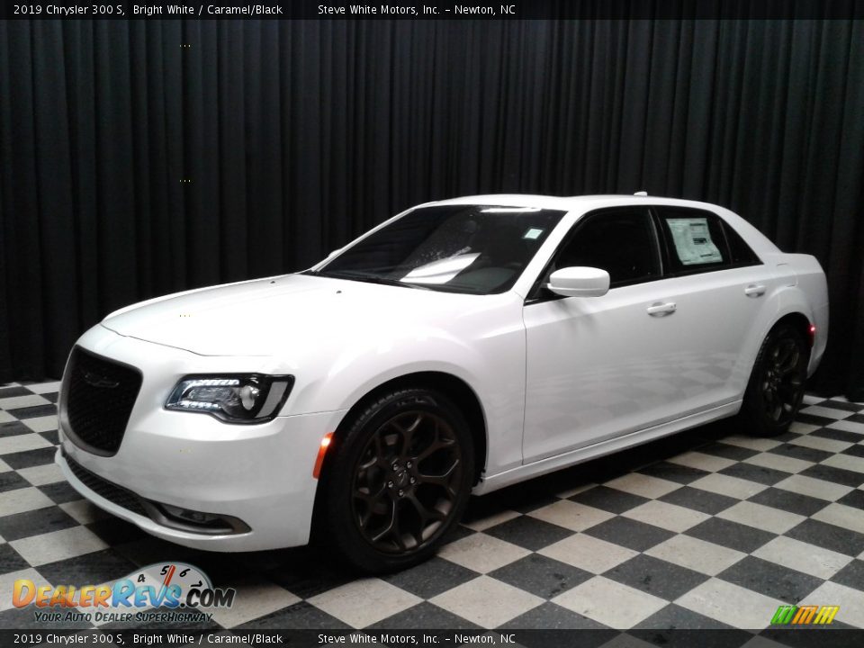 2019 Chrysler 300 S Bright White / Caramel/Black Photo #2