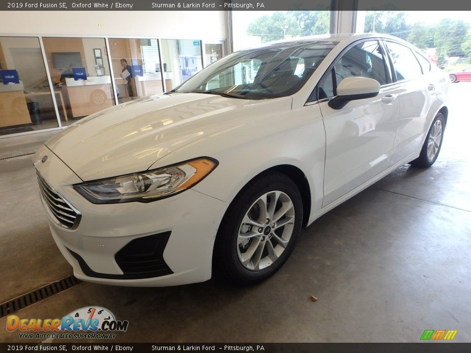 2019 Ford Fusion SE Oxford White / Ebony Photo #5