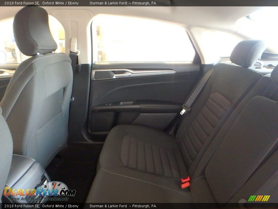 2019 Ford Fusion SE Oxford White / Ebony Photo #8