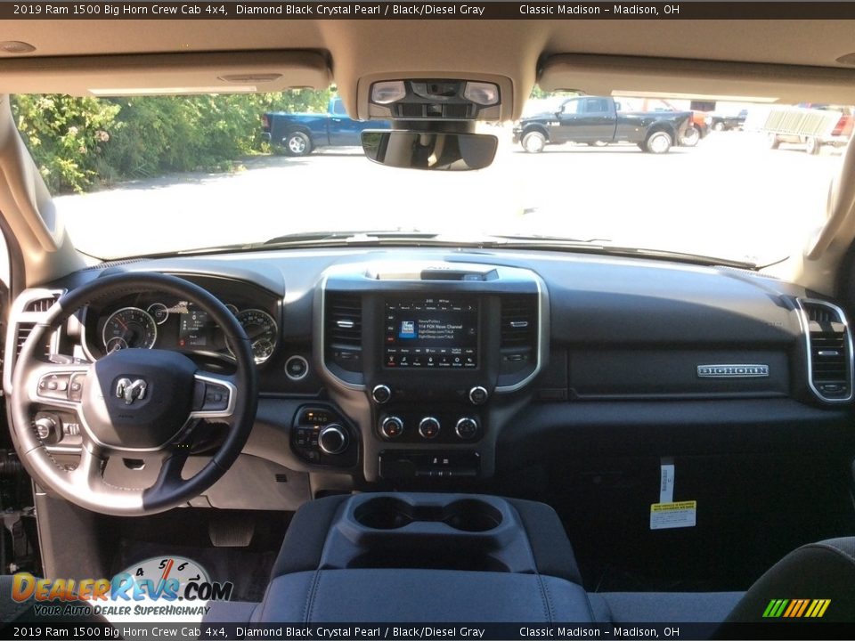 2019 Ram 1500 Big Horn Crew Cab 4x4 Diamond Black Crystal Pearl / Black/Diesel Gray Photo #12