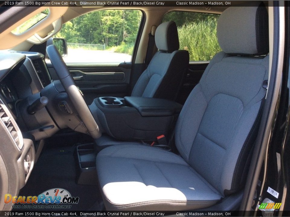 2019 Ram 1500 Big Horn Crew Cab 4x4 Diamond Black Crystal Pearl / Black/Diesel Gray Photo #3