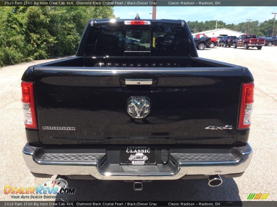 2019 Ram 1500 Big Horn Crew Cab 4x4 Diamond Black Crystal Pearl / Black/Diesel Gray Photo #8