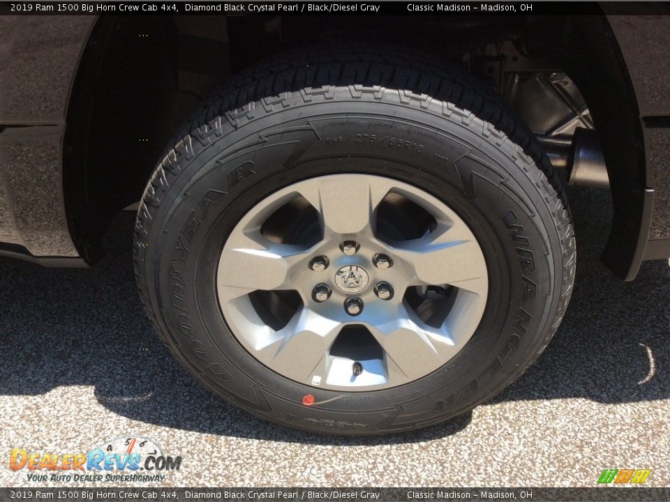 2019 Ram 1500 Big Horn Crew Cab 4x4 Diamond Black Crystal Pearl / Black/Diesel Gray Photo #9