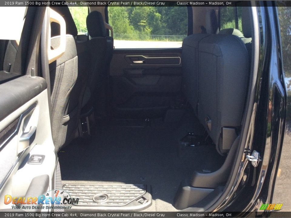 2019 Ram 1500 Big Horn Crew Cab 4x4 Diamond Black Crystal Pearl / Black/Diesel Gray Photo #16