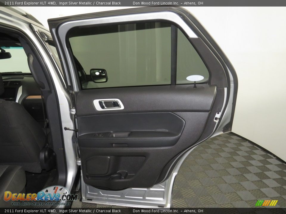 2011 Ford Explorer XLT 4WD Ingot Silver Metallic / Charcoal Black Photo #22