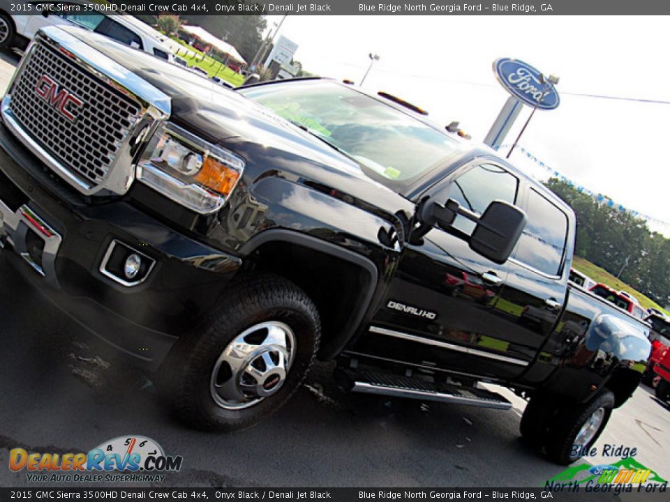 2015 GMC Sierra 3500HD Denali Crew Cab 4x4 Onyx Black / Denali Jet Black Photo #32