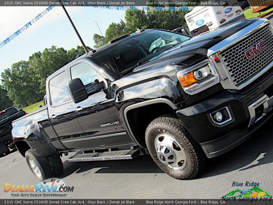 2015 GMC Sierra 3500HD Denali Crew Cab 4x4 Onyx Black / Denali Jet Black Photo #33