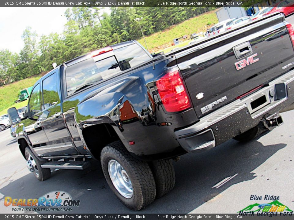 2015 GMC Sierra 3500HD Denali Crew Cab 4x4 Onyx Black / Denali Jet Black Photo #35