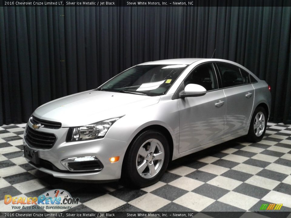 2016 Chevrolet Cruze Limited LT Silver Ice Metallic / Jet Black Photo #2
