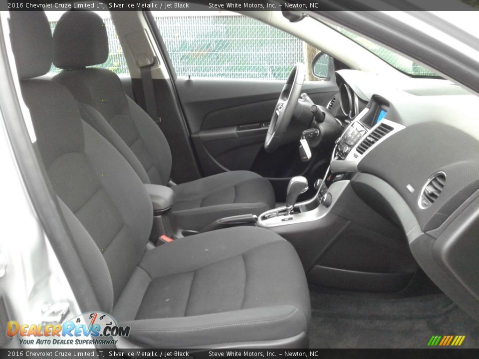 2016 Chevrolet Cruze Limited LT Silver Ice Metallic / Jet Black Photo #15