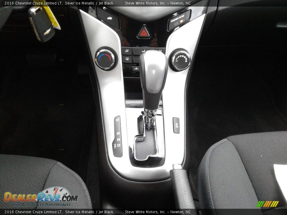 2016 Chevrolet Cruze Limited LT Silver Ice Metallic / Jet Black Photo #23