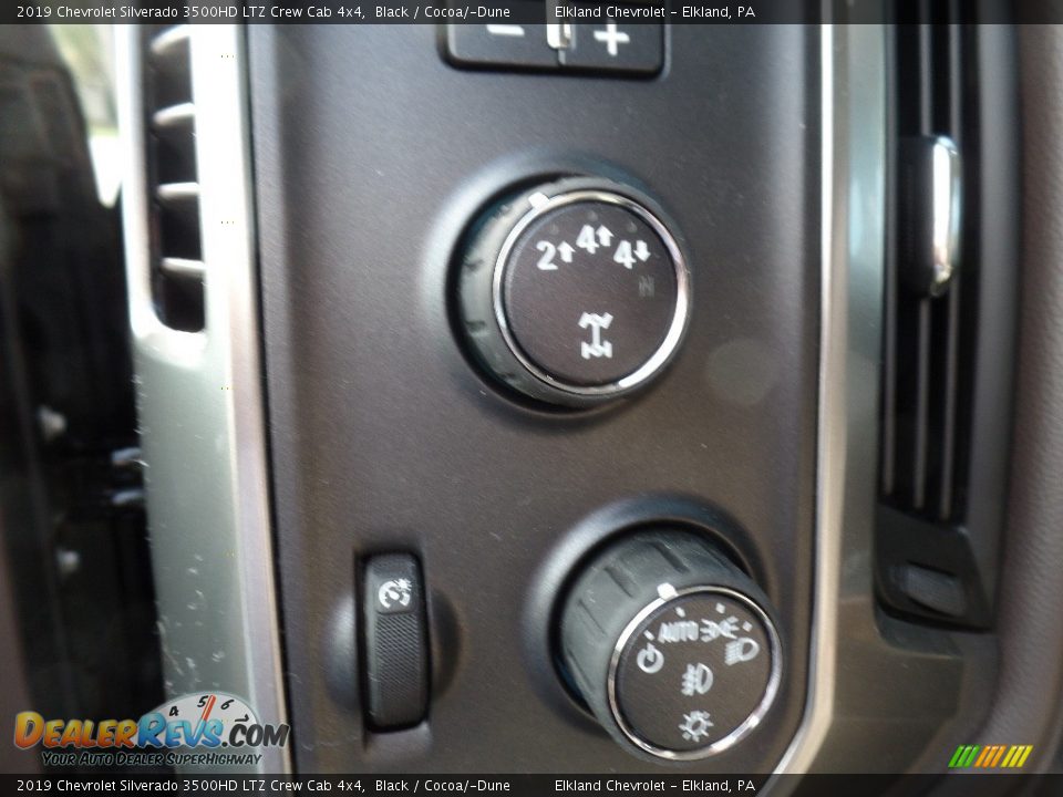 2019 Chevrolet Silverado 3500HD LTZ Crew Cab 4x4 Black / Cocoa/­Dune Photo #29