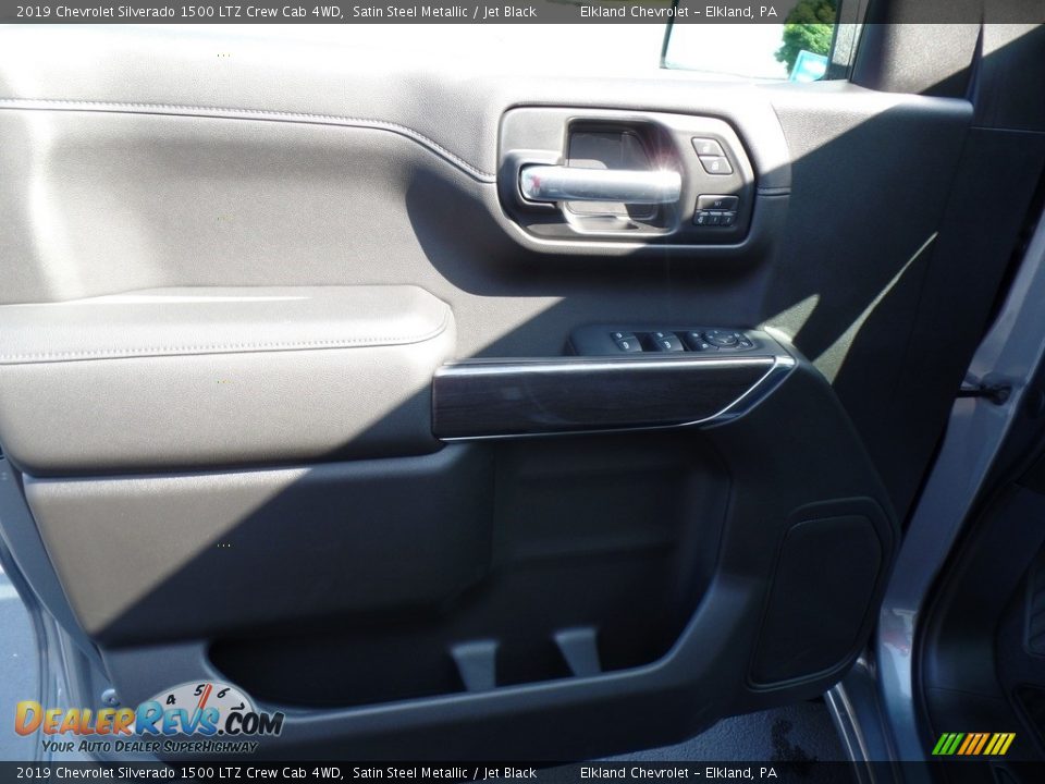 2019 Chevrolet Silverado 1500 LTZ Crew Cab 4WD Satin Steel Metallic / Jet Black Photo #18