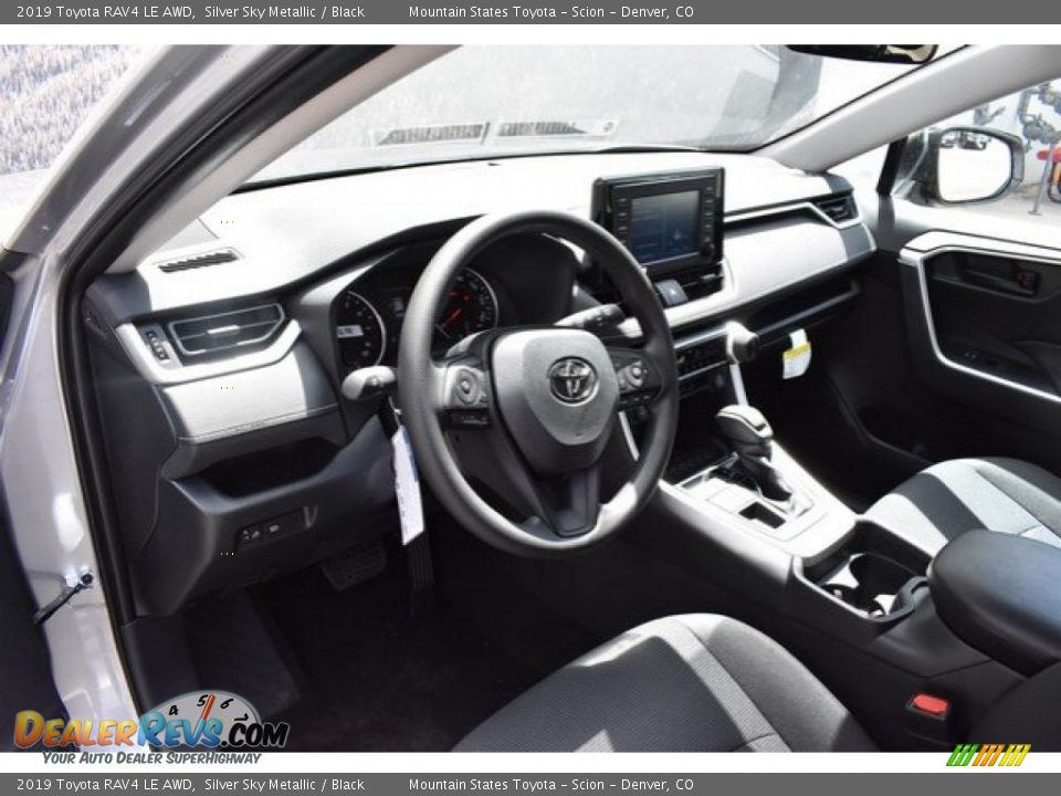 2019 Toyota RAV4 LE AWD Silver Sky Metallic / Black Photo #5