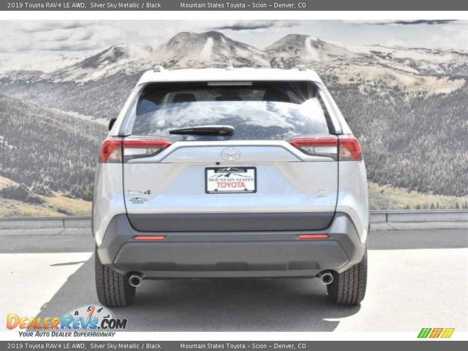 2019 Toyota RAV4 LE AWD Silver Sky Metallic / Black Photo #4