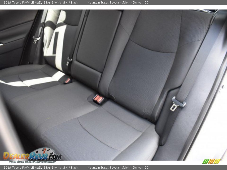 2019 Toyota RAV4 LE AWD Silver Sky Metallic / Black Photo #9