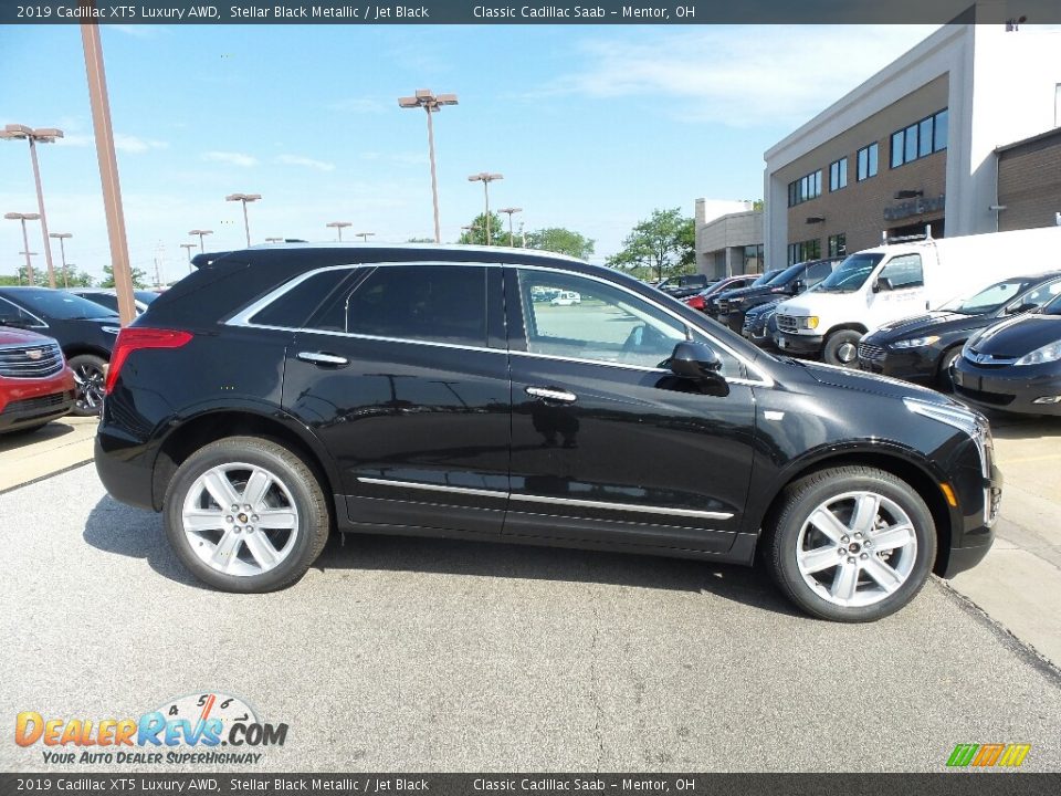 2019 Cadillac XT5 Luxury AWD Stellar Black Metallic / Jet Black Photo #2