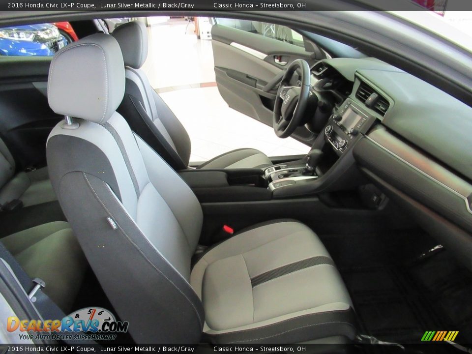 2016 Honda Civic LX-P Coupe Lunar Silver Metallic / Black/Gray Photo #16