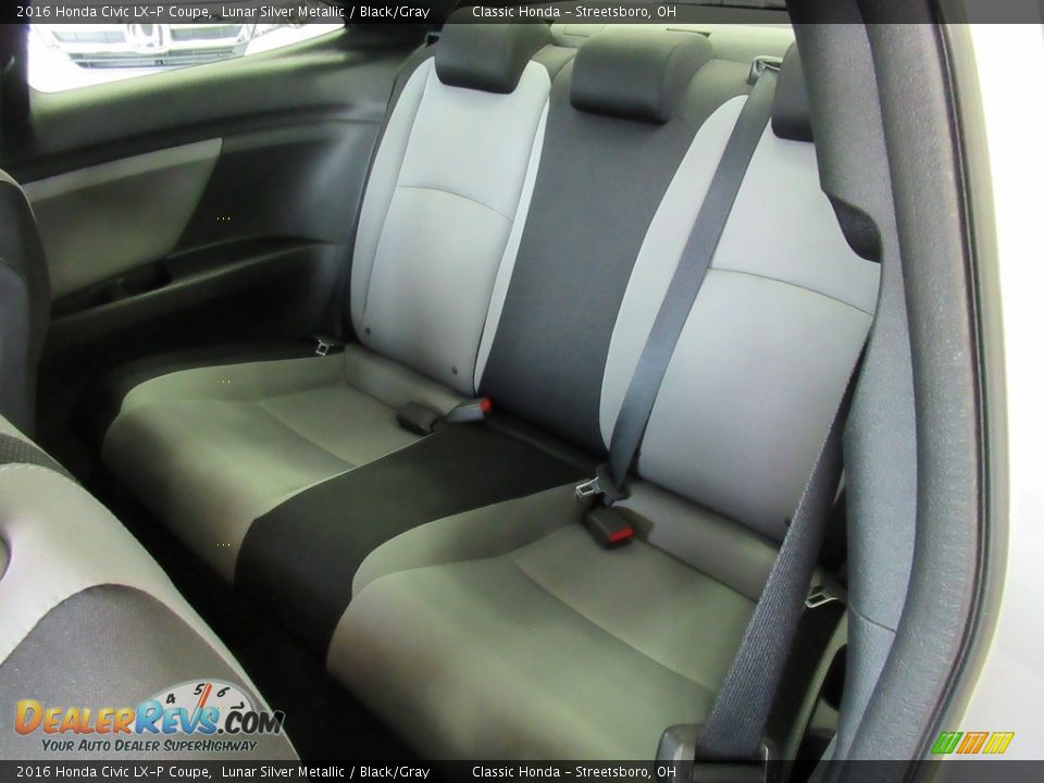 2016 Honda Civic LX-P Coupe Lunar Silver Metallic / Black/Gray Photo #24