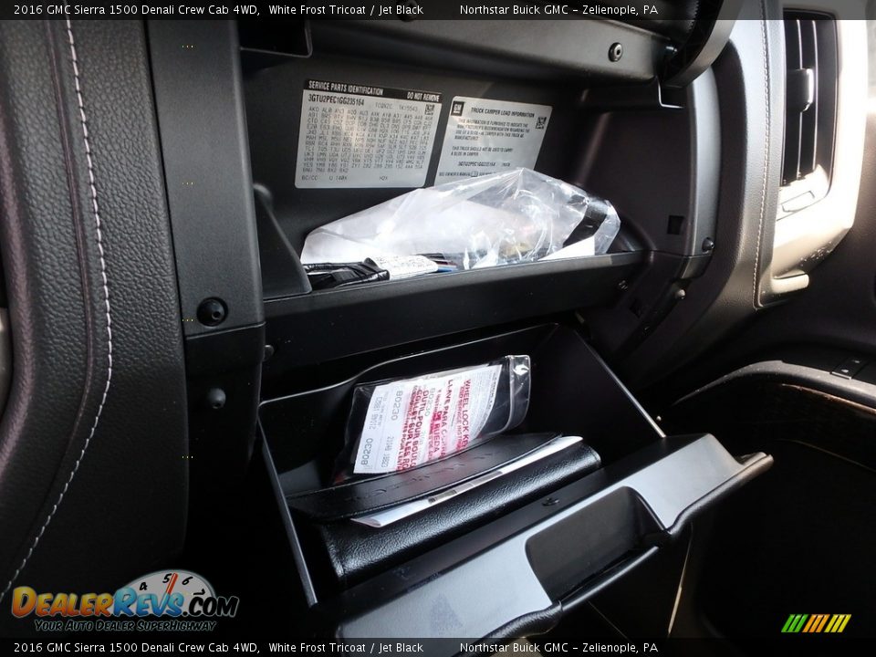 2016 GMC Sierra 1500 Denali Crew Cab 4WD White Frost Tricoat / Jet Black Photo #29
