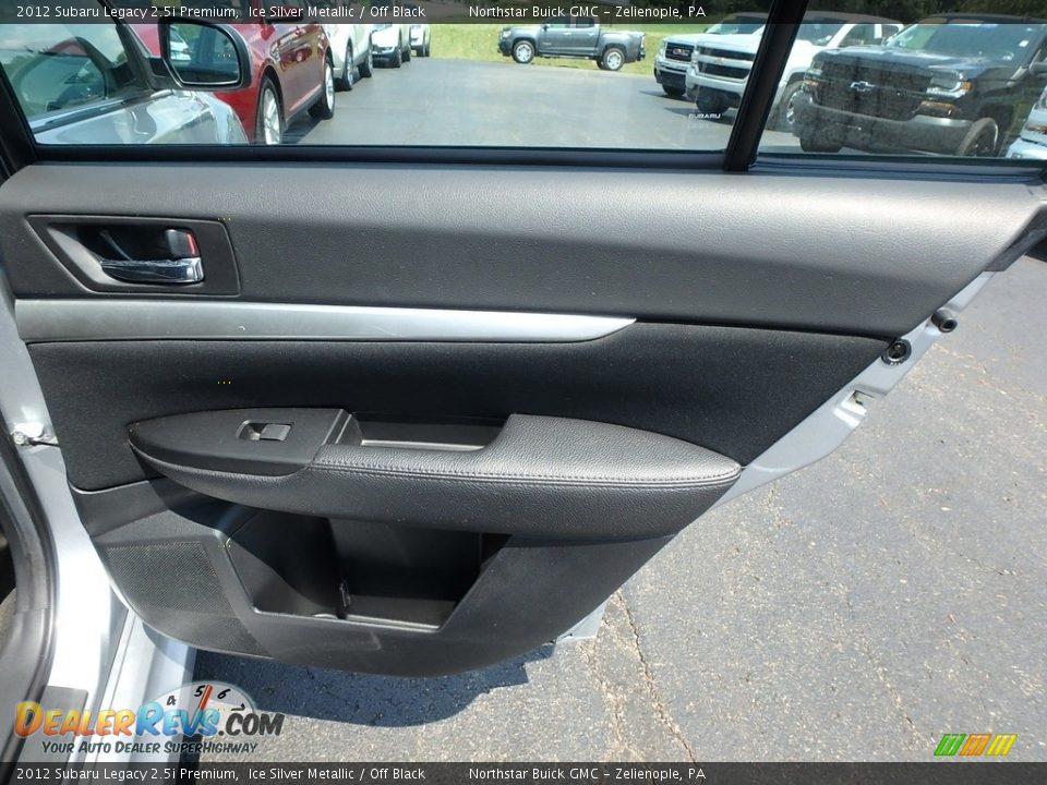 2012 Subaru Legacy 2.5i Premium Ice Silver Metallic / Off Black Photo #8