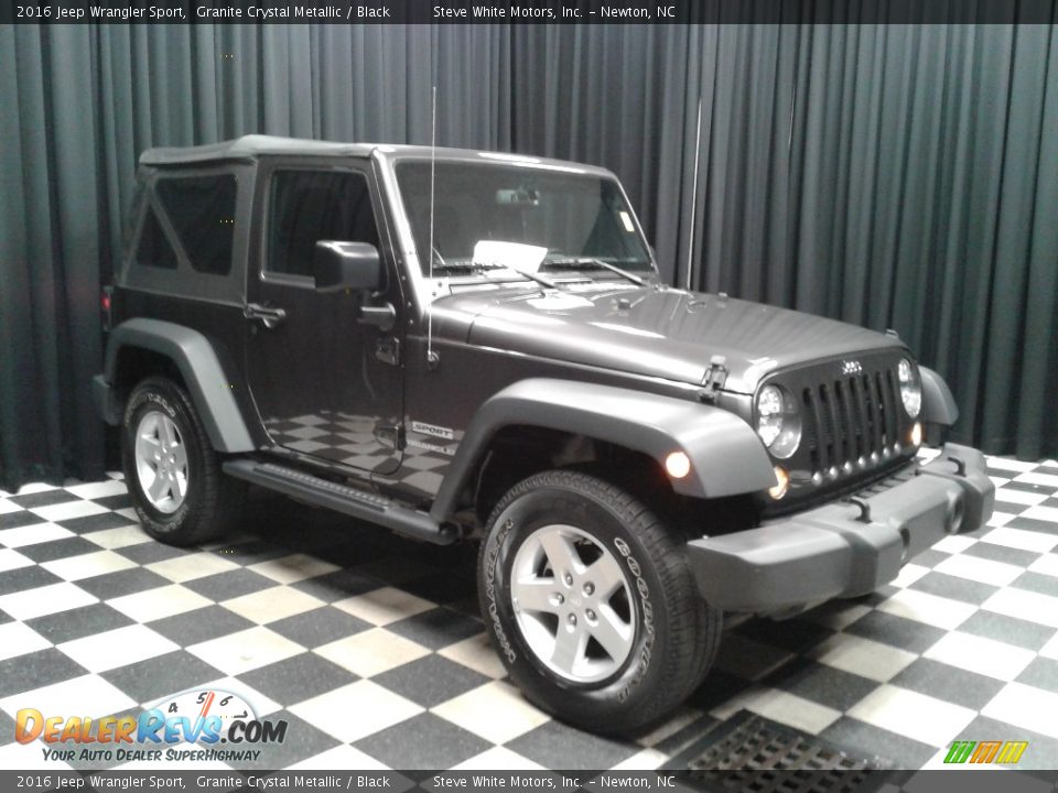 2016 Jeep Wrangler Sport Granite Crystal Metallic / Black Photo #4
