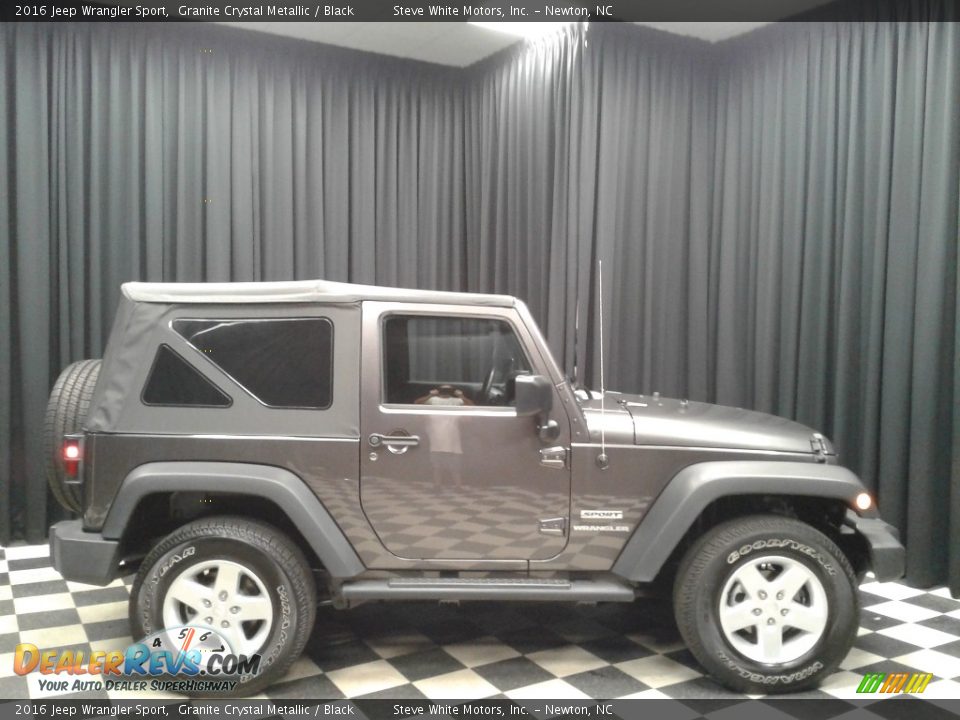 2016 Jeep Wrangler Sport Granite Crystal Metallic / Black Photo #5