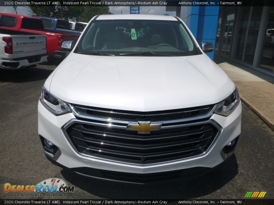 2020 Chevrolet Traverse LT AWD Iridescent Pearl Tricoat / Dark Atmosphere/­Medium Ash Gray Photo #8