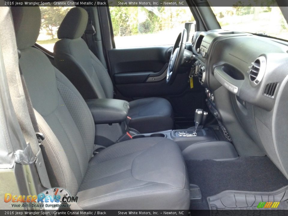 2016 Jeep Wrangler Sport Granite Crystal Metallic / Black Photo #14